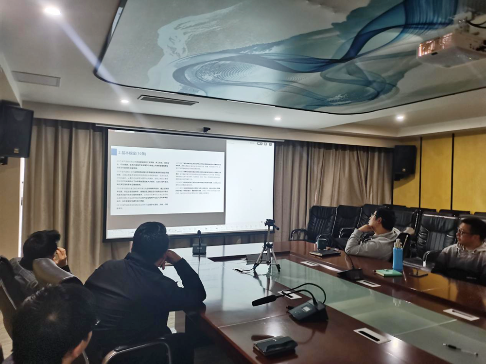 k8�������Ժ�в�ҵ������֯������רҵ��Ա�μ��п�Э�淶��ѵ